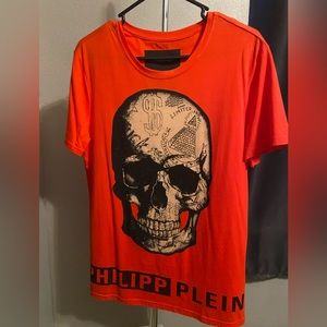 Wore once can fit , medium or large